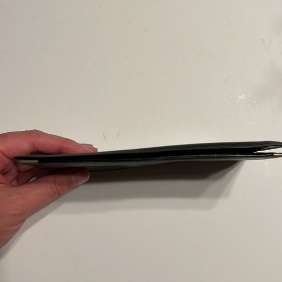 Vintage 1970s Celine Leather Wallet - Picture 13 of 15